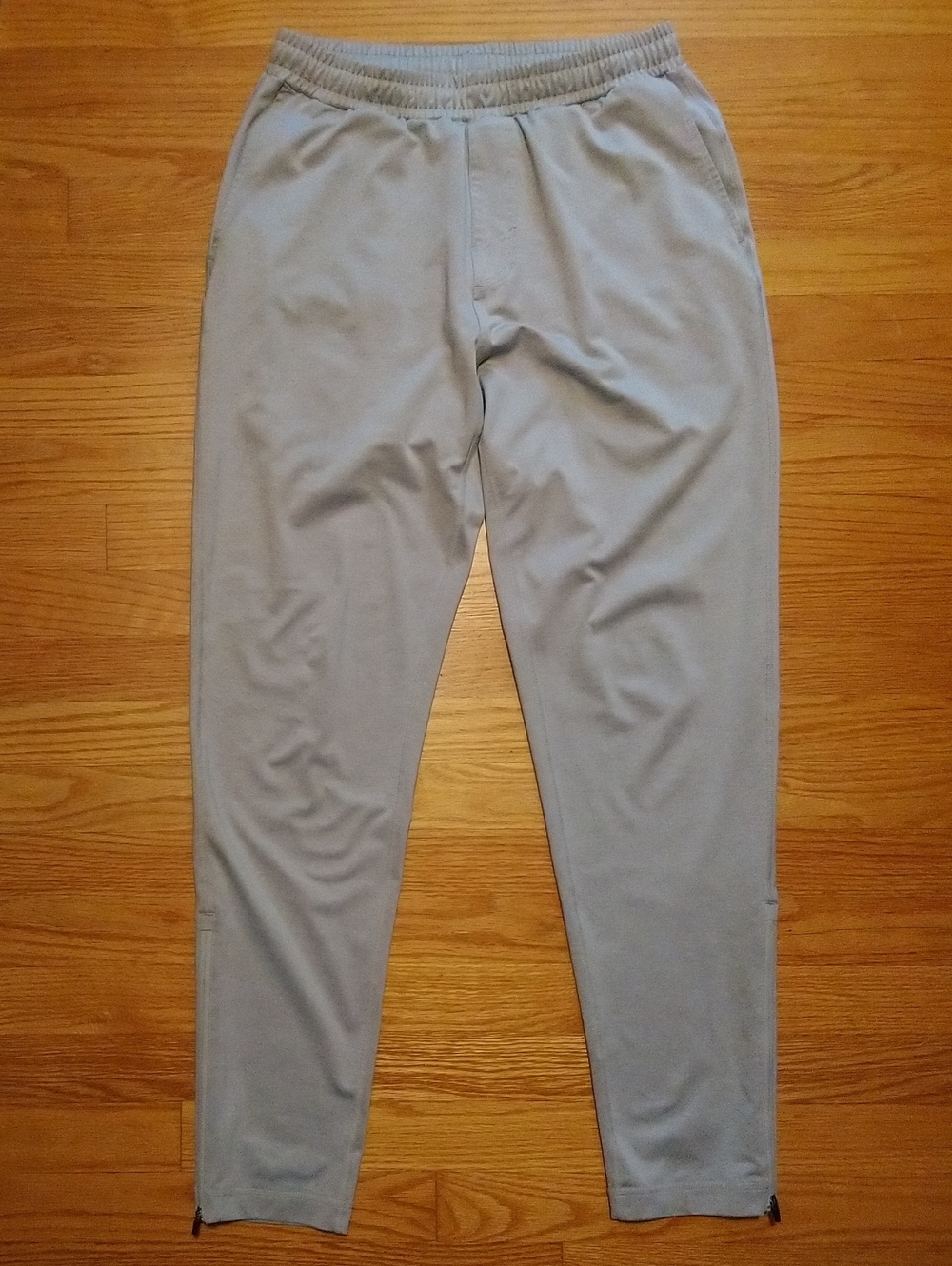 VUORI MEN'S SUNDAY PERFORMANCE Light Grey Jogger Pants